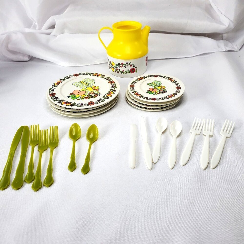 VTG Chilton 1970s Holly Hobbie Kitchen Tea Set Bonnet Girl 23 Piece Cottagecore - Picture 2 of 10